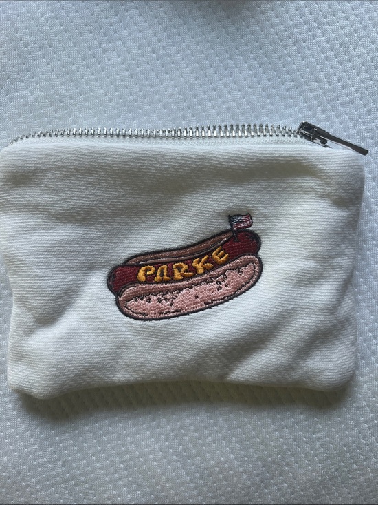 Parke Hot Dog Hair Claw Clip and Pouch NEW IN BAG